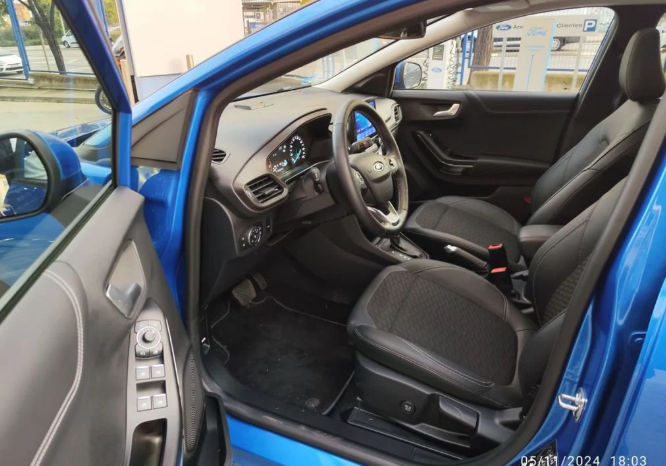 
								Ford Focus 2015 full									